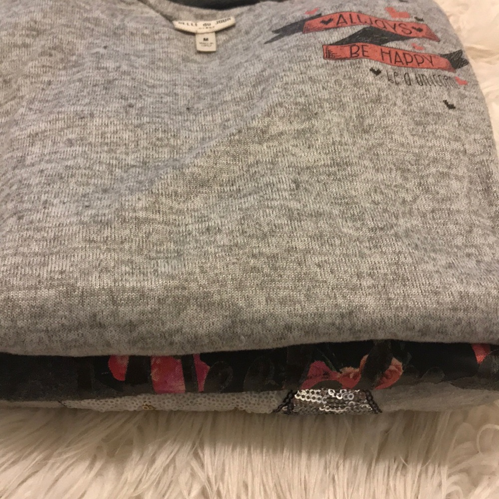 Girls Medium thick long sleeve sweatshirts!!!